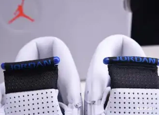 AIR JORDAN WHITE HYPER 487471-104 RETRO ROYAL 14 - 0701